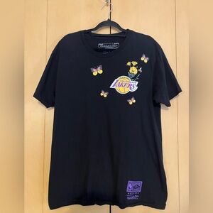 Mitchell & Ness Black Graphic Tee Los Angeles Lakers